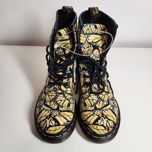 NEW Doc Martens Womens US Size 6 1460W Butterfly Print Lace Up Combat Boots